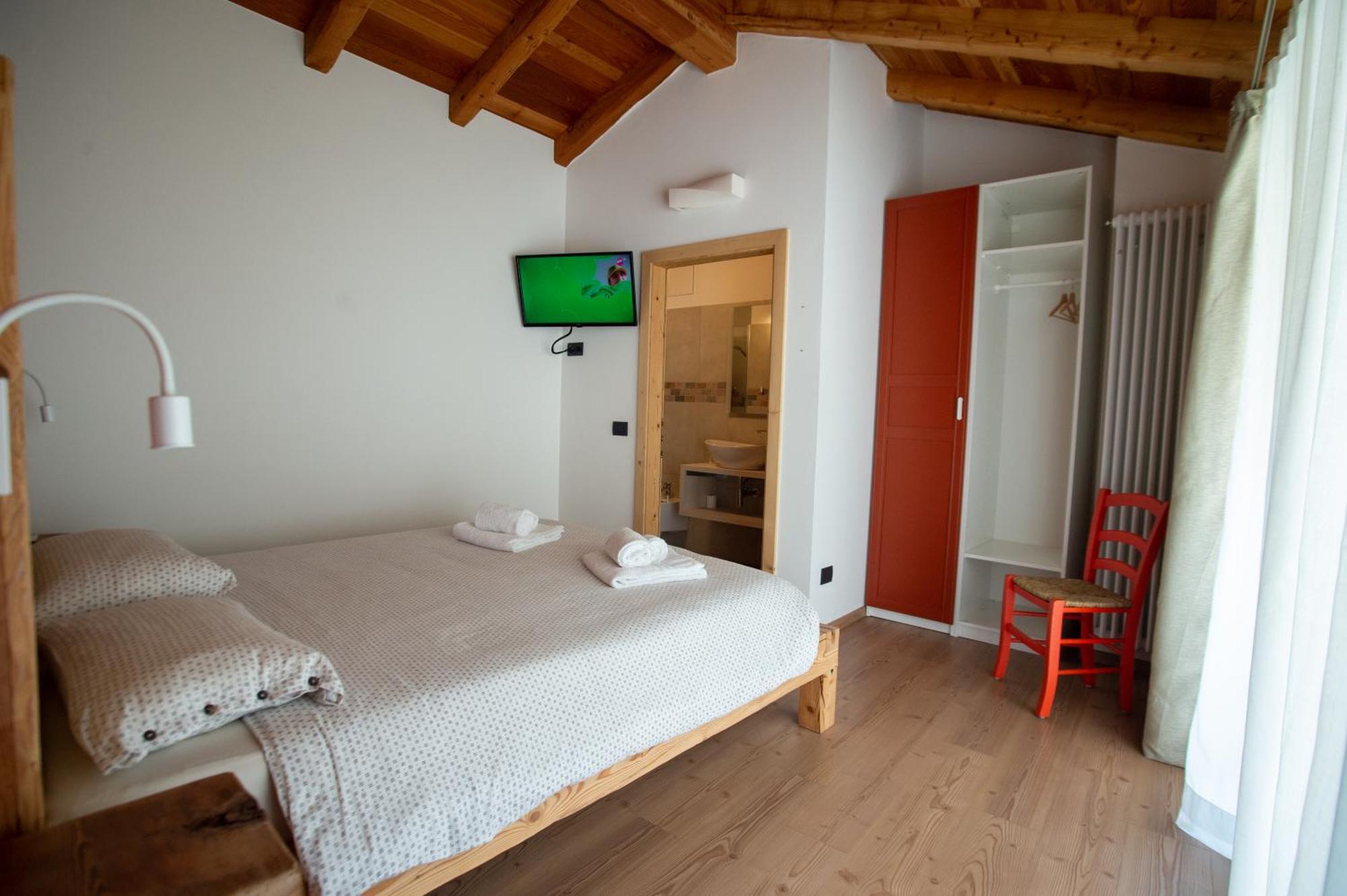 טיונה די טרנטו La Lesivera Bed And Breakfast מראה חיצוני תמונה